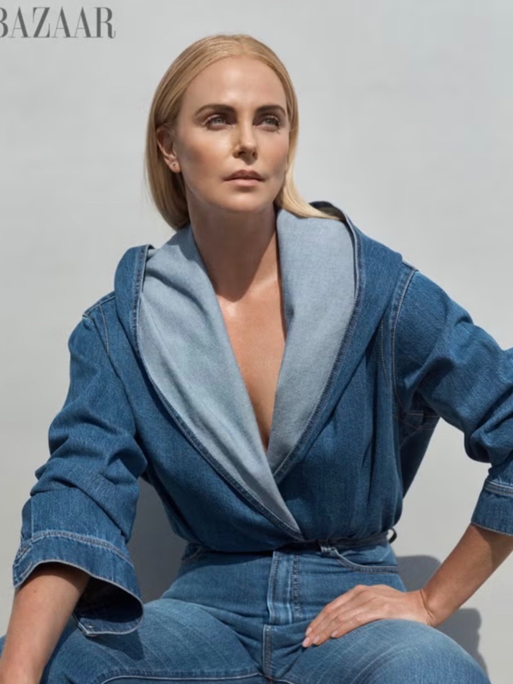 Alaia High Waist Jeans Bleu ASO Charlize Theron $1590